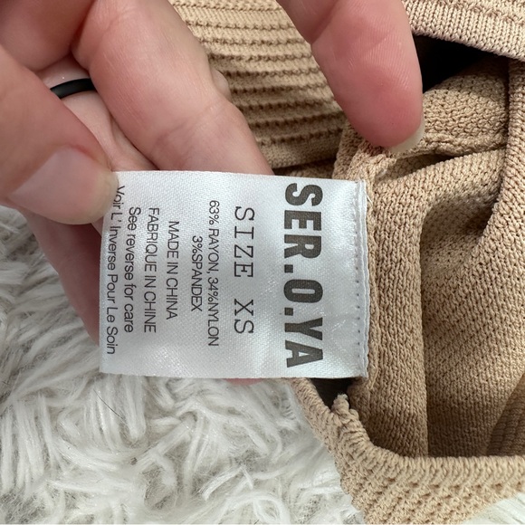 SER.O.YA Croissant Serena Top size XS Sweater Crop Top Revolve - Picture 6 of 7